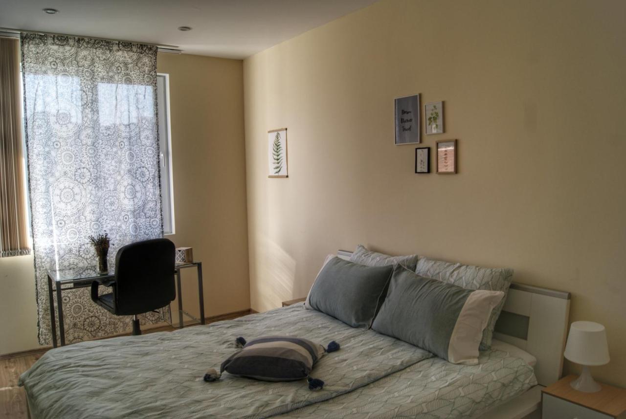 By The Cathedral - Top Center - 2 Bedroom Flat Varna Exterior photo