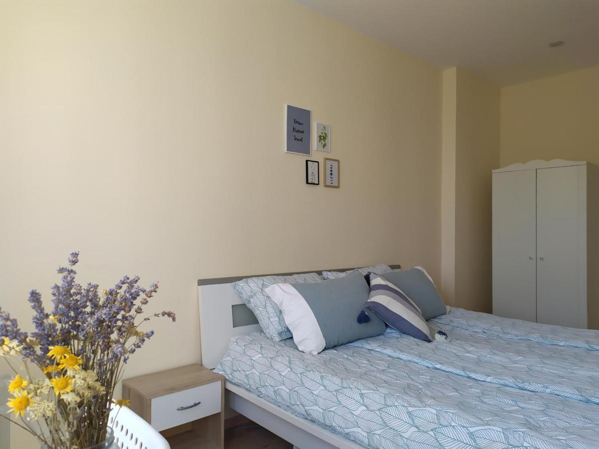 By The Cathedral - Top Center - 2 Bedroom Flat Varna Exterior photo