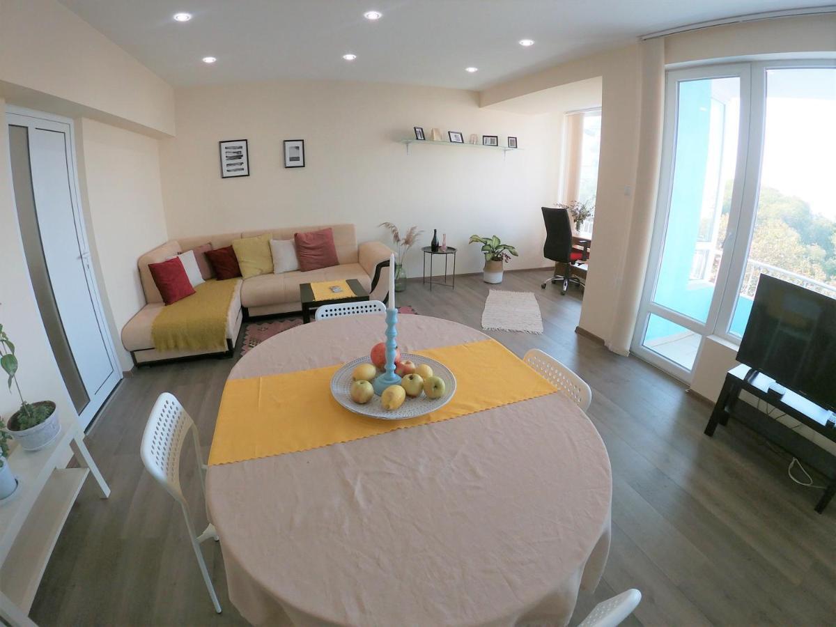 By The Cathedral - Top Center - 2 Bedroom Flat Varna Exterior photo
